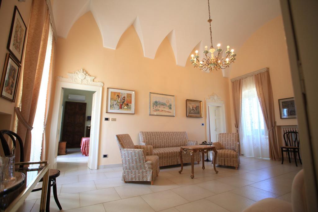 Masseria Pittore サヴェッレトリ 部屋 写真